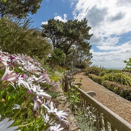 The Coach House Villa Bournemouth Exterior photo